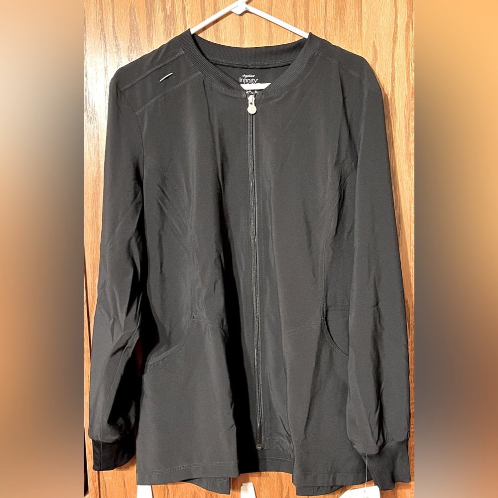 NWT Cherokee Infinity Scrub Jacket